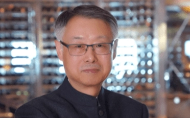 Alberta lawyer Roger Song (Courtesy of Roger Song)