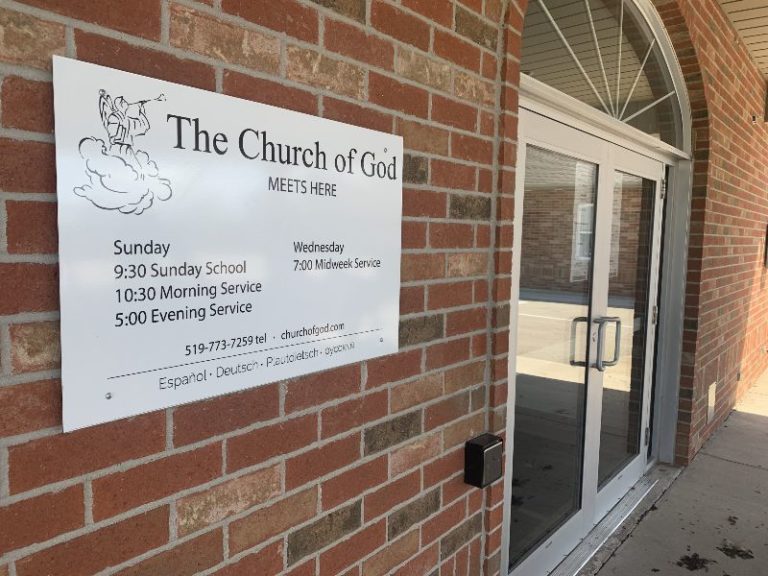Justice Centre serves Charter challenge on Ford government and Aylmer Police Service over restrictions on drive-in church services