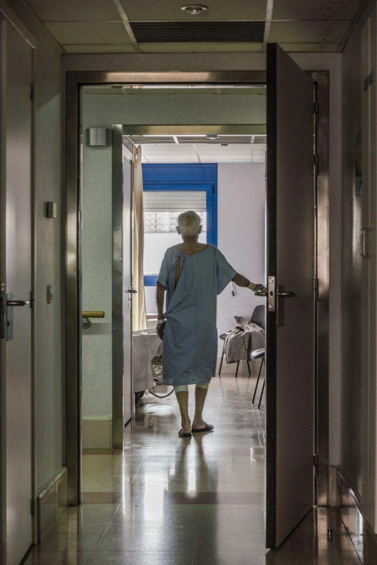 Ontario finally allows caregivers into long-term care homes