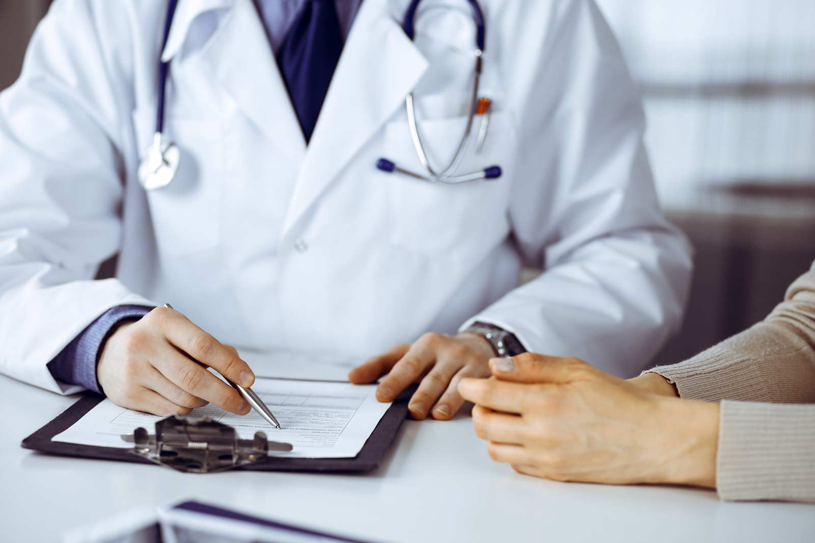 College drops charges against Alberta doctor who granted Covid vaccine exemptions | Justice Centre for Constitutional Freedoms