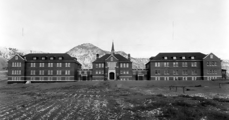 Kamloops Indian Residential School, 1930 (Courtesy of Deschatelets NDC Richelieu)