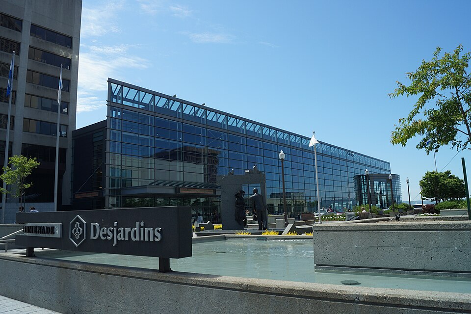 Quebec City Convention Centre (Courtesy of Wikimedia Commons)
