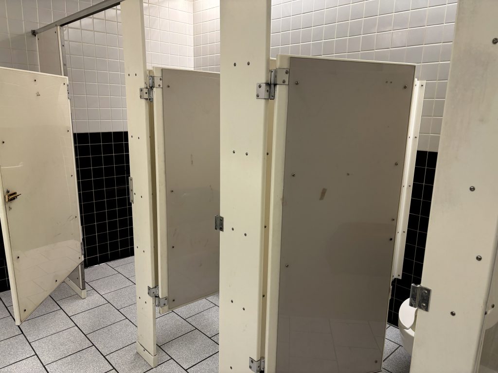 Washroom stalls (Courtesy of Joey)
